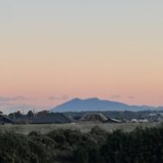 「自己肯定感」で悩まない方が賢い理由。