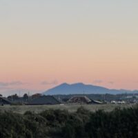 「自己肯定感」で悩まない方が賢い理由。